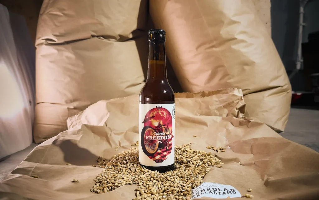 Tuotekuva Pikkaralan Panimon Tastes like Freedom IPA oluesta